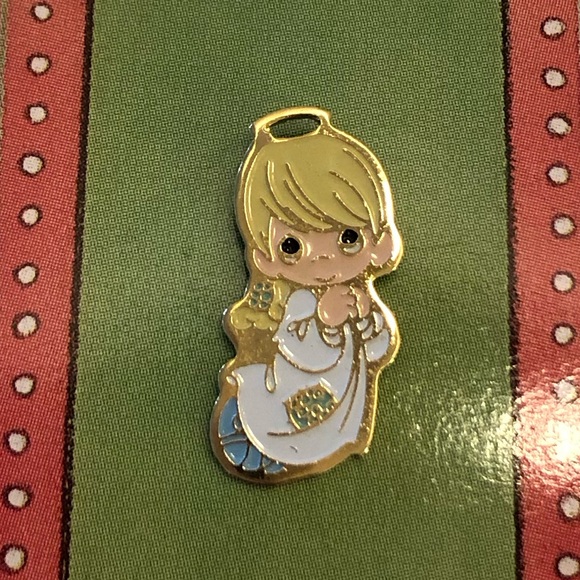 Vintage Precious Moments Pin Angel 1995 Surry Collectibles Ornament Card - Picture 1 of 11